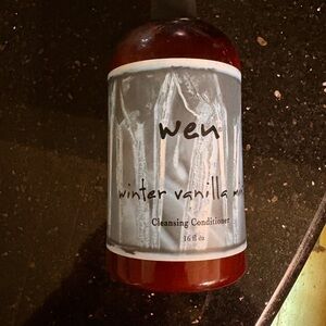 WEN Winter Vanilla Cleansing Conditioner